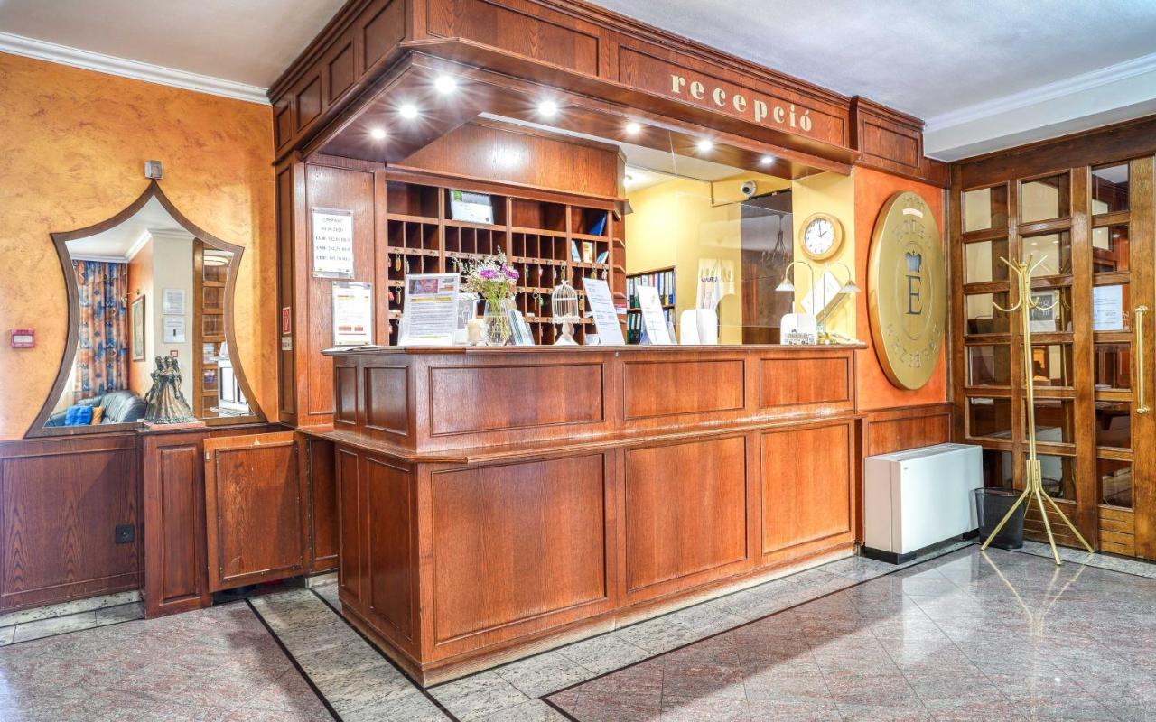 Hotel Erzsebet ヘーヴィーズ エクステリア 写真
